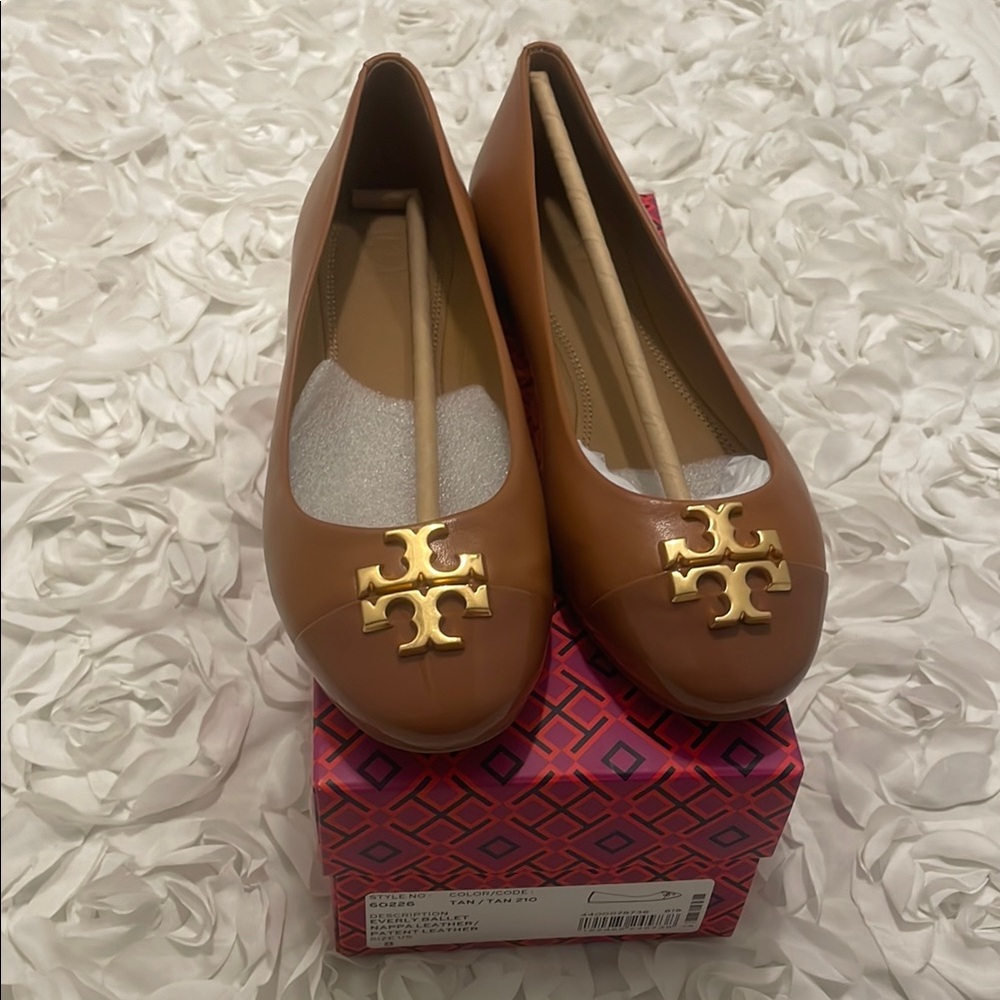 Tory Burch Women's Tan Ballet Flats